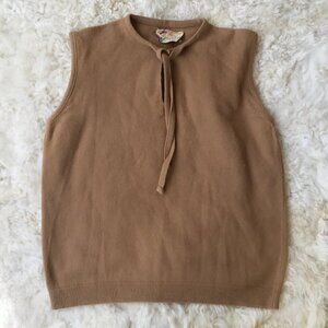 Vintage Roman Stripe Brown Tan Sleeveless Front Tie Keyhole Sweater Shirt Top
